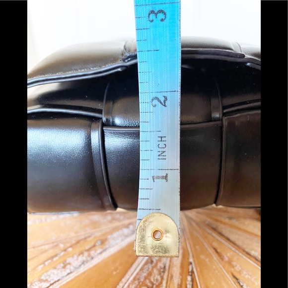 NWT Most Wanted Weaved Faux Leather Handbag - Picture 10 of 13